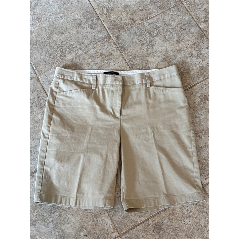 Lands' End Women's Beige‎ Bermuda Shorts size 16